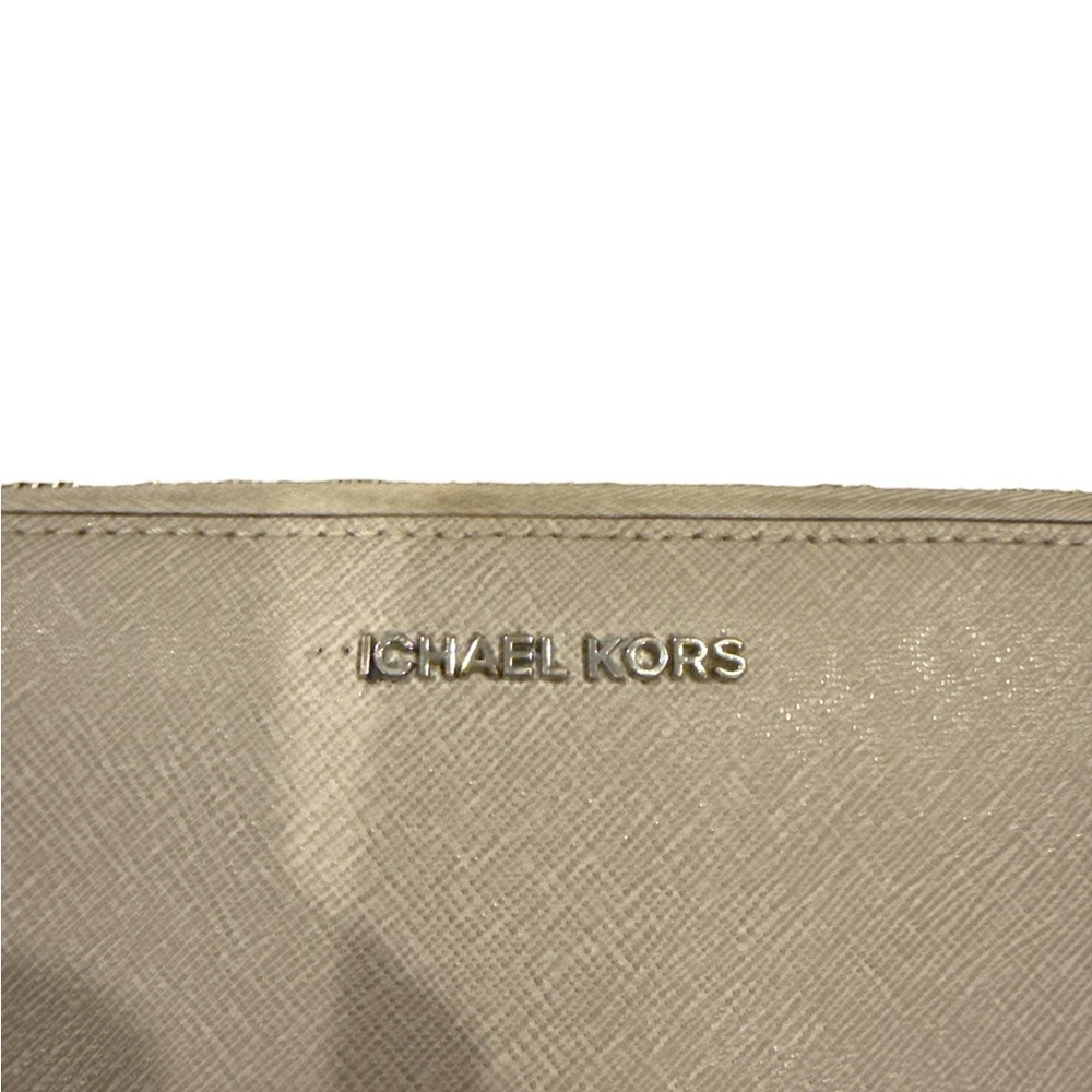Michael Kors Silver Wristlet Wallet - Picture 2 of 5